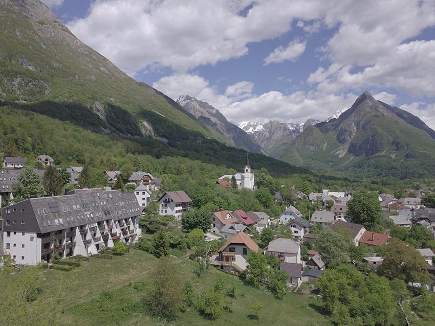 Apartment Soca Valley Bovec Exterior photo
